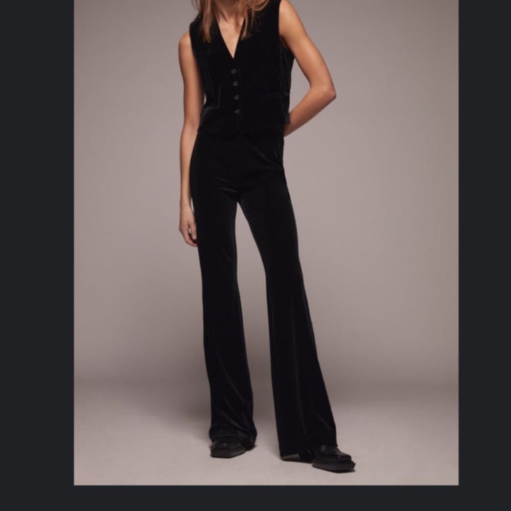Zara Flared Velvet Leggings